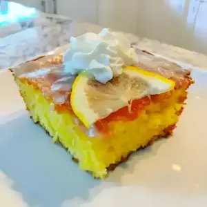 Saftiger Zitronen-Stichkuchen mit Guss 4 Saftiger Zitronen-Stichkuchen mit Guss