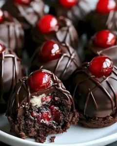 Schwarzwälder Brownies mit Keks-Teig – Einfach Lecker 4 Schwarzwälder Brownies mit Keks-Teig – Einfach Lecker