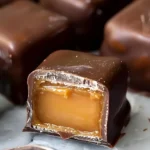 Selbstgemachte Schokolade Karamell Pralinen