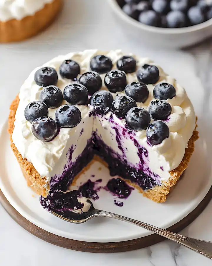 Heidelbeer-Käsekuchen ohne Backen – perfekt für den Sommer