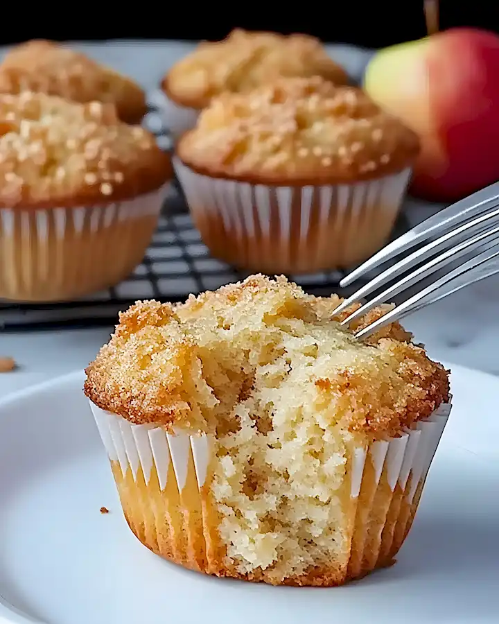 Saftige Apfelmuffins mit Haferflocken leicht gemacht