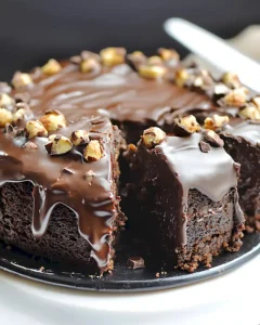 Saftiger Schokokuchen mit Nussglasur