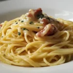 Spaghetti in Schinken-Sahne-Soße – leckeres Pasta-Rezept mit Sahnesauce
