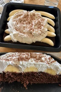 Bananenkuchen 6 Leckerer Bananenkuchen mit reifen Bananen und Nüssen, perfekt zum Kaffee.