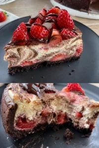 Schokoladen-Käsekuchen mit Erdbeeren Rezept 1 Schokoladen-Käsekuchen mit Erdbeeren auf einem Teller serviert