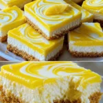 Zitronen-Käsekuchen-Riegel auf einem Teller serviert, perfekt für Dessertliebhaber.