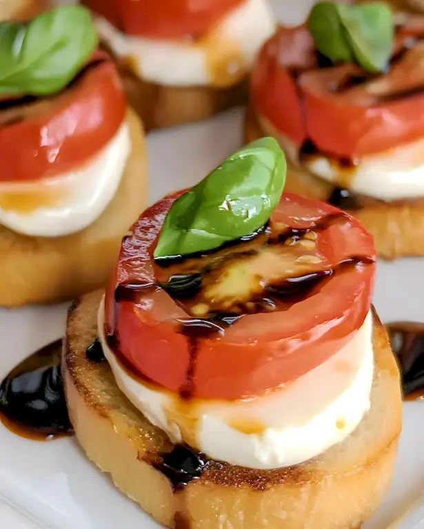 Caprese Crostini Rezept Einfache Italienische Vorspeise